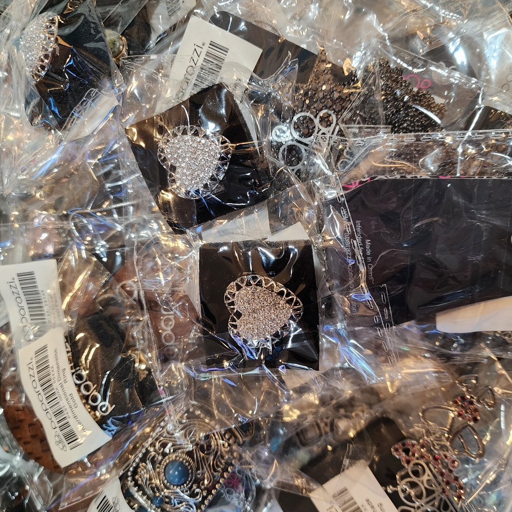$40 Assorted Jewelry (20 pieces) Collection Brand New Beautiful Jewelry.